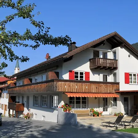 Gaestehaus Am Brunnen Bad Hindelang
